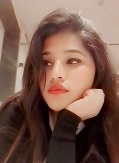Kareena Independent Escort - escort in New Delhi Photo 3 of 3