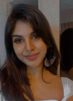 Karen Pakistani - escort in Riyadh Photo 3 of 5