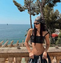 KARETINA Slim Girl Only Few Days - escort in Muscat