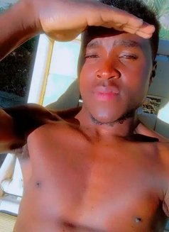 Kariid - Male escort in Nairobi Photo 1 of 7