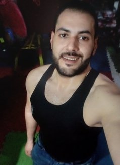 Karim - Male escort in Abu Dhabi Photo 7 of 19