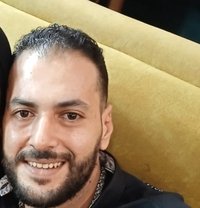 Karim - Male escort in Dubai