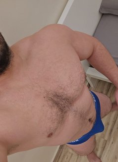 Karimعربي - Male escort in Riyadh Photo 6 of 7