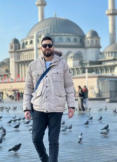 Karim - Male escort in Tunis Photo 1 of 2