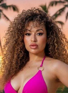 Karina - escort in Gurgaon Photo 4 of 4