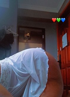 Karimi Webcam - puta in Nairobi Photo 5 of 5