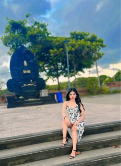 Karin - puta in Bali Photo 19 of 28