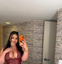 Karina - escort in Milan