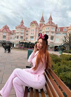 Karina Bloom - Transsexual escort in Bangkok Photo 1 of 4