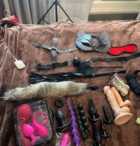Karina Domination service - puta in Dubai