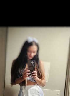 KARINA Dubai - escort in Dubai Photo 5 of 7