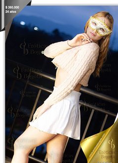 Karina Eroticas - escort in Bogotá Photo 6 of 12