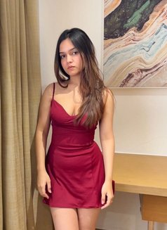 Karina Escort - escort in Bangkok Photo 1 of 3