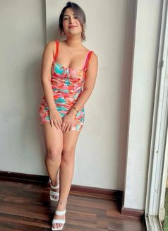 Karina - puta in Hyderabad Photo 1 of 1