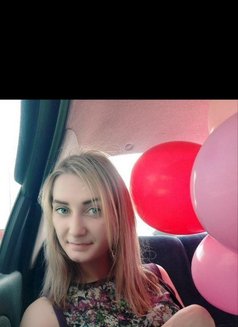 Karina - escort in Nairobi Photo 3 of 4