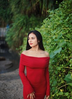 Karina Hwg - escort in Bali Photo 4 of 12
