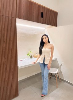 Karina Hwg - escort in Bali Photo 10 of 15