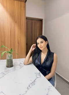 Karina Hwg - escort in Bali Photo 14 of 15