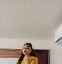 Karina - escort in New Delhi