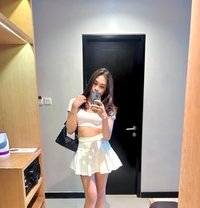 Karina - Transsexual escort in Bali