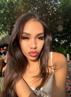 Karina - Transsexual escort in Bali Photo 11 of 12