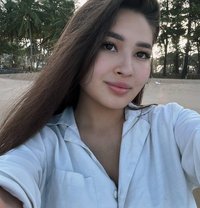 Karina - puta in Yerevan