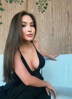 Karina - escort in Yerevan Photo 6 of 7