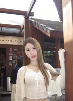 Karina Kim - Transsexual escort in Riyadh Photo 2 of 7