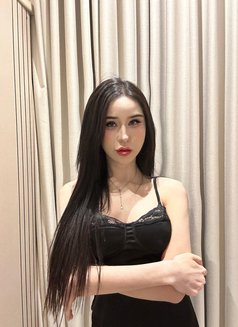 Karina Kim - Transsexual escort in Riyadh Photo 12 of 13