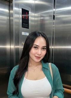 Karina Massage - Masajista in Jakarta Photo 6 of 14