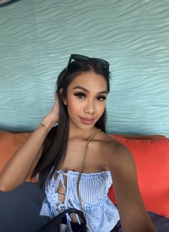 Karina Naughty and party girl 🫦 - Acompañantes transexual in Bali Photo 30 of 30