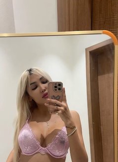 Karina Outcall - escort in Riyadh Photo 6 of 7