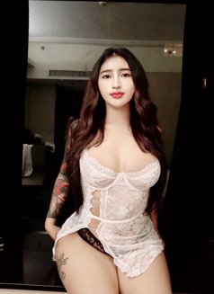 Karina party girl - escort in Taipei Photo 11 of 12