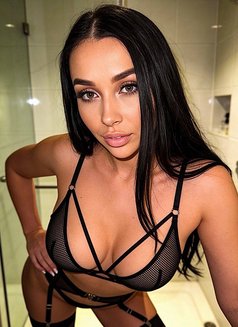 Karina - escort in London Photo 2 of 9