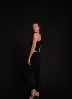 Karina - escort in Dubai Photo 7 of 7