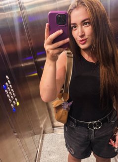 Karina - escort in Dubai Photo 12 of 14
