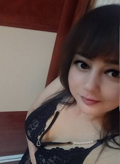 Karina Russian - escort in Muscat Photo 3 of 8