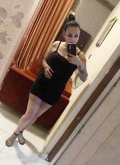 Karina Russian - escort in Muscat Photo 4 of 8