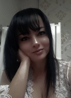 Karina Russian - escort in Muscat Photo 7 of 8