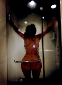 Karina sex Psychologist indapendent girl - puta in New Delhi Photo 23 of 24