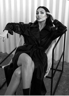 Karina Squirt - escort in Dubai Photo 10 of 14