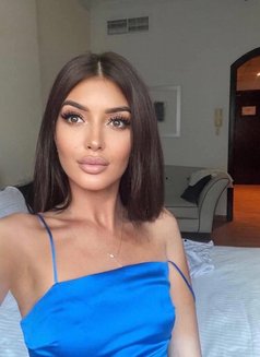 Karina Squirt - escort in Dubai Photo 7 of 11