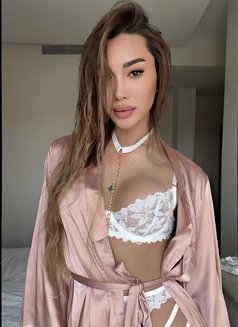 KARINA Top Tgirl - Transsexual escort in Riyadh Photo 18 of 24