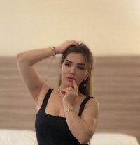 karina - escort in Muscat