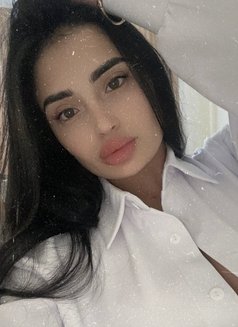 Karina Young Student - escort in Dubai Photo 4 of 5