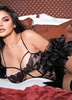 Karinaaa - Acompañantes transexual in Makati City Photo 16 of 16