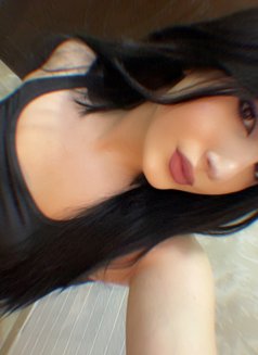 Karis - Male escort in Amman Photo 6 of 10