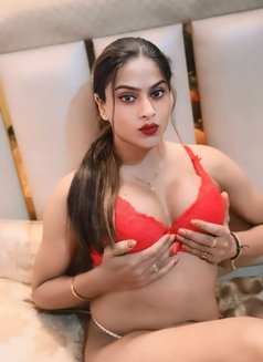 Karishma 92 - Transsexual escort in Ahmedabad Photo 1 of 5