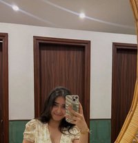 Karishma - escort in Visakhapatnam Photo 1 of 3