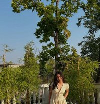 Karishma - puta in Visakhapatnam